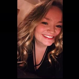 Meet your Posher, Kayla